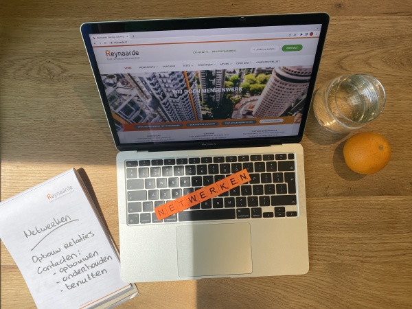 Netwerken - opbouw relaties - contacten: opbouwen, onderhouden, benutten netwerken